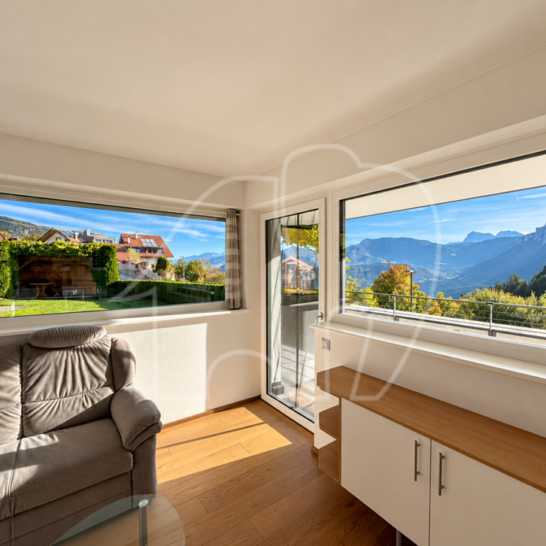 Spazioso appartamento con giardino e vista incantevole