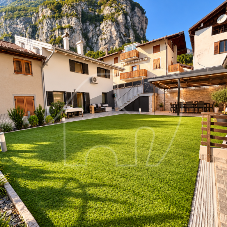 Casa indipendente con giardino privato a Roverè della Luna!