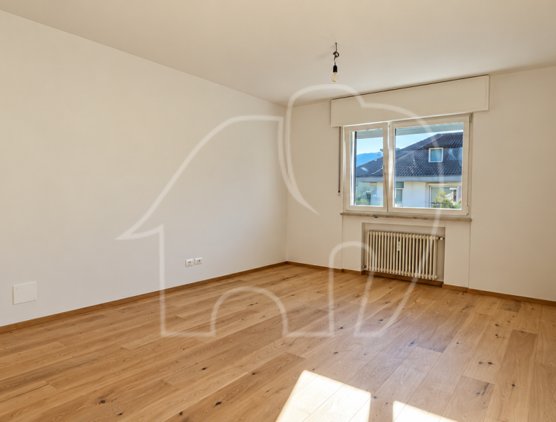 Bilocale con balcone e cantina in una buona posizione