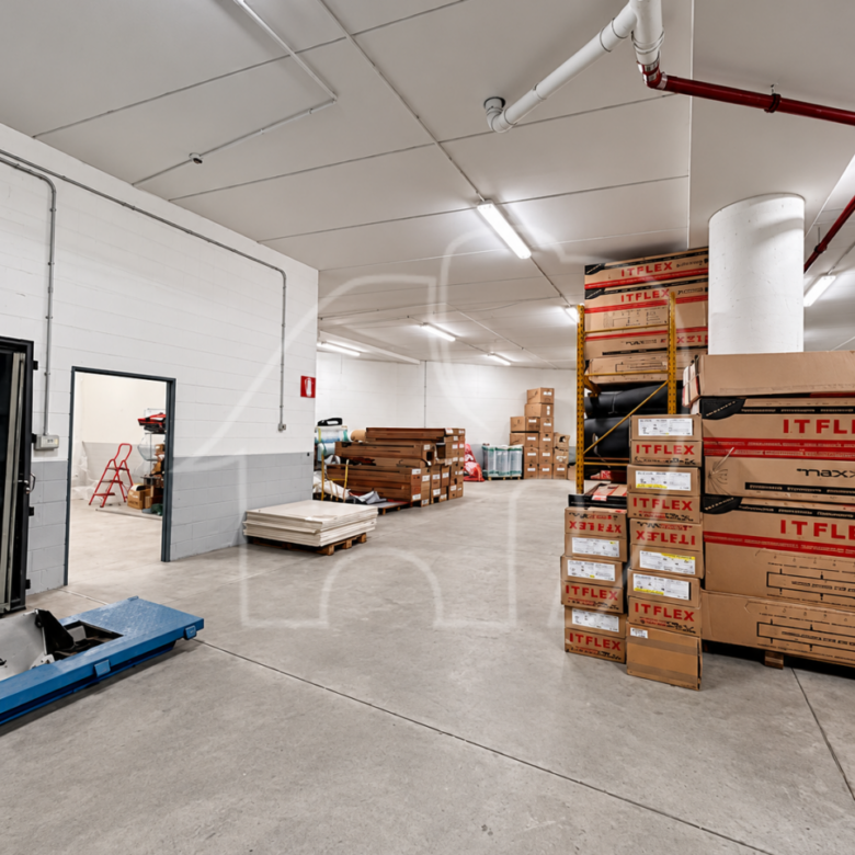 Magazzino in affitto a Bolzano Sud