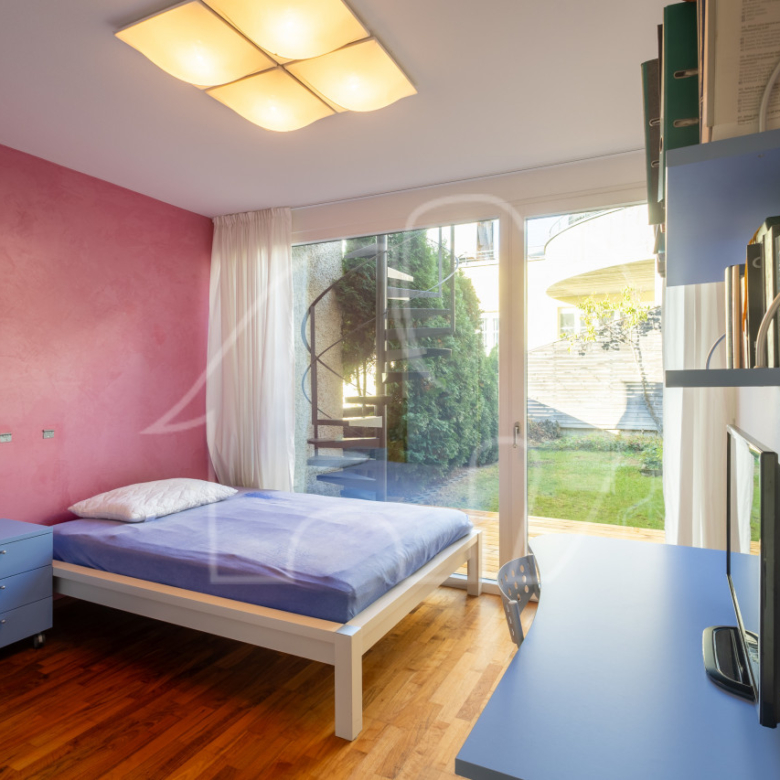 Spaziosa casa a schiera con giardino, due terrazze e ampi spazi per tutta la famiglia