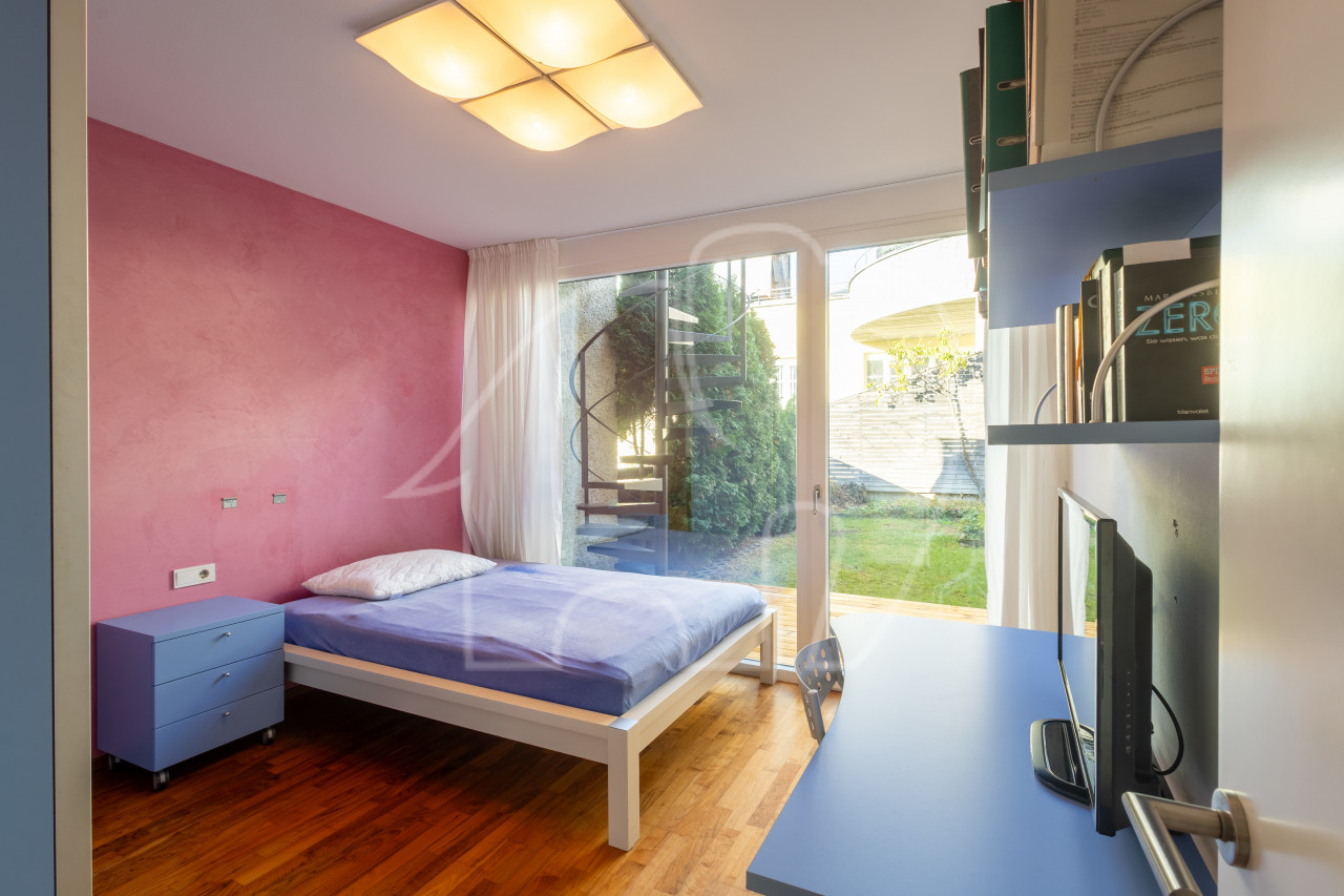 005__l8 Spaziosa casa a schiera con giardino, due terrazze e ampi spazi per tutta la famiglia