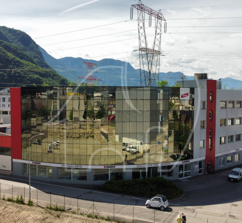 Magazzino in affitto a Bolzano Sud