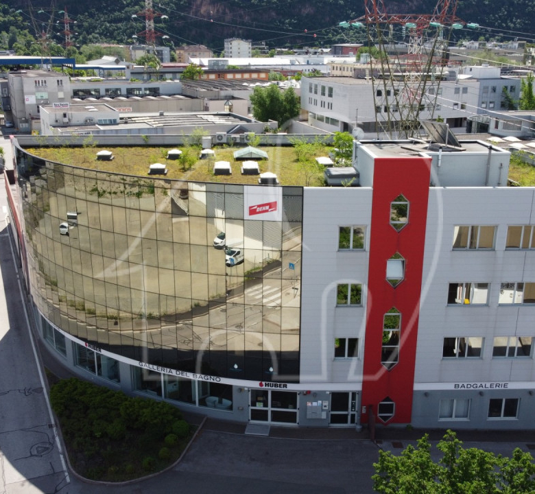 Magazzino in affitto a Bolzano Sud