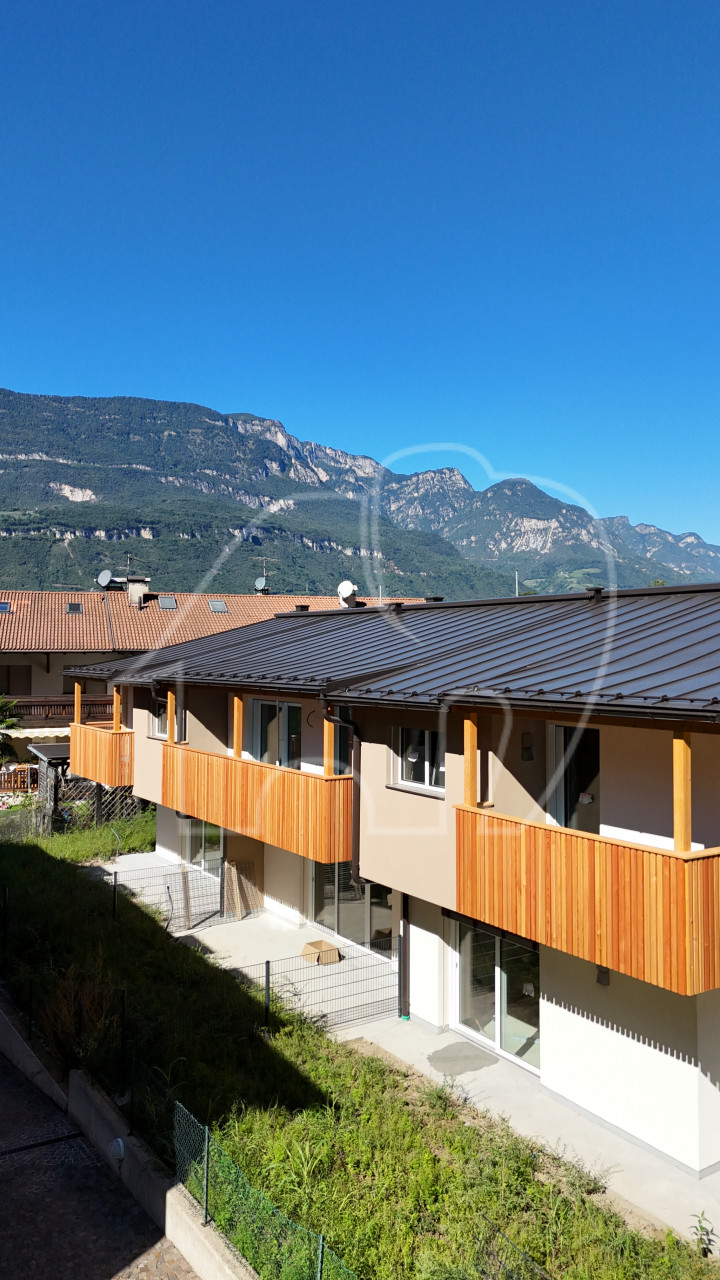008__j17 Egna – Ultima unità disponibile: vivere con stile nel cuore del paese