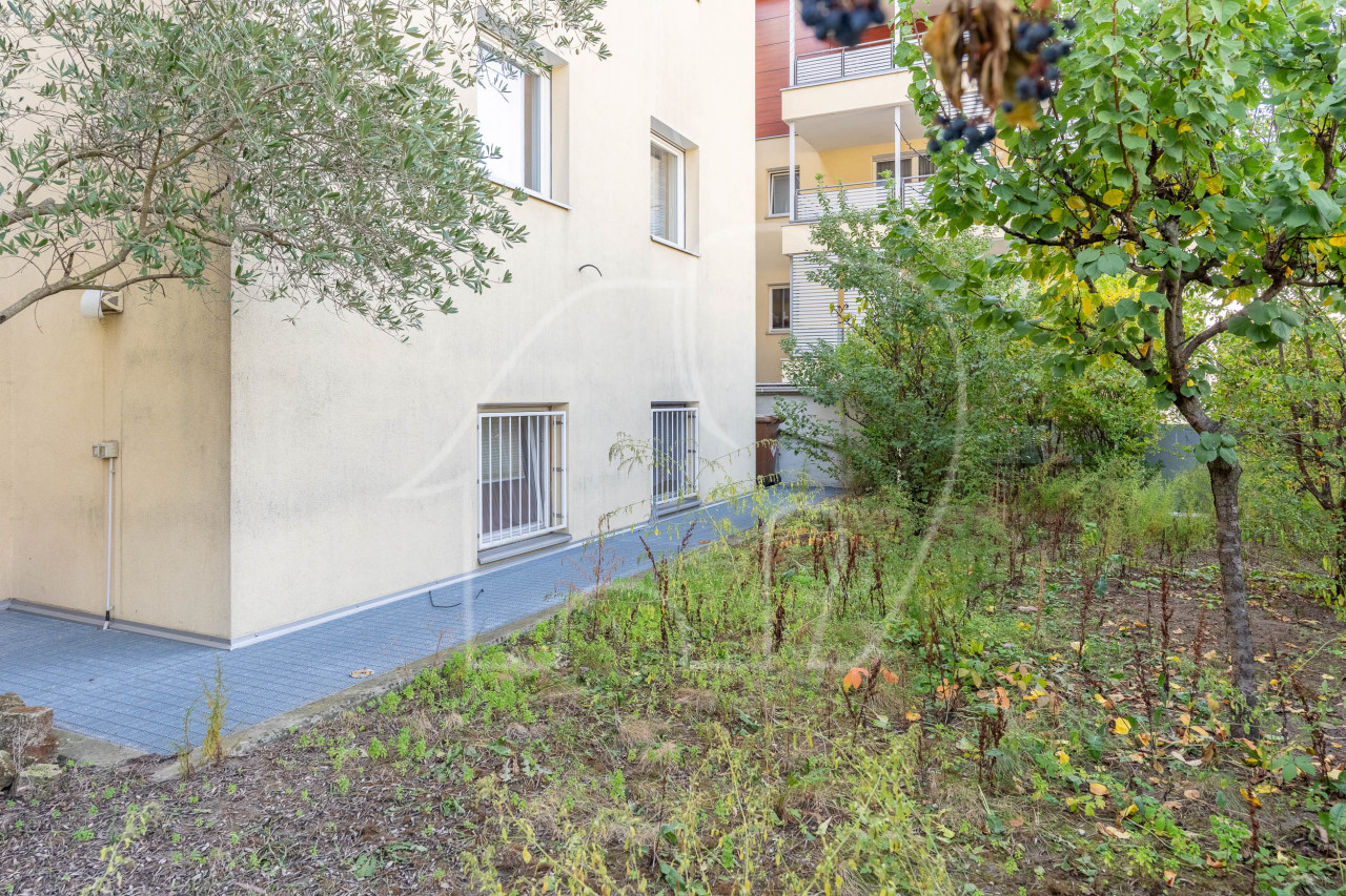 Trilocale con ampio giardino e terrazza