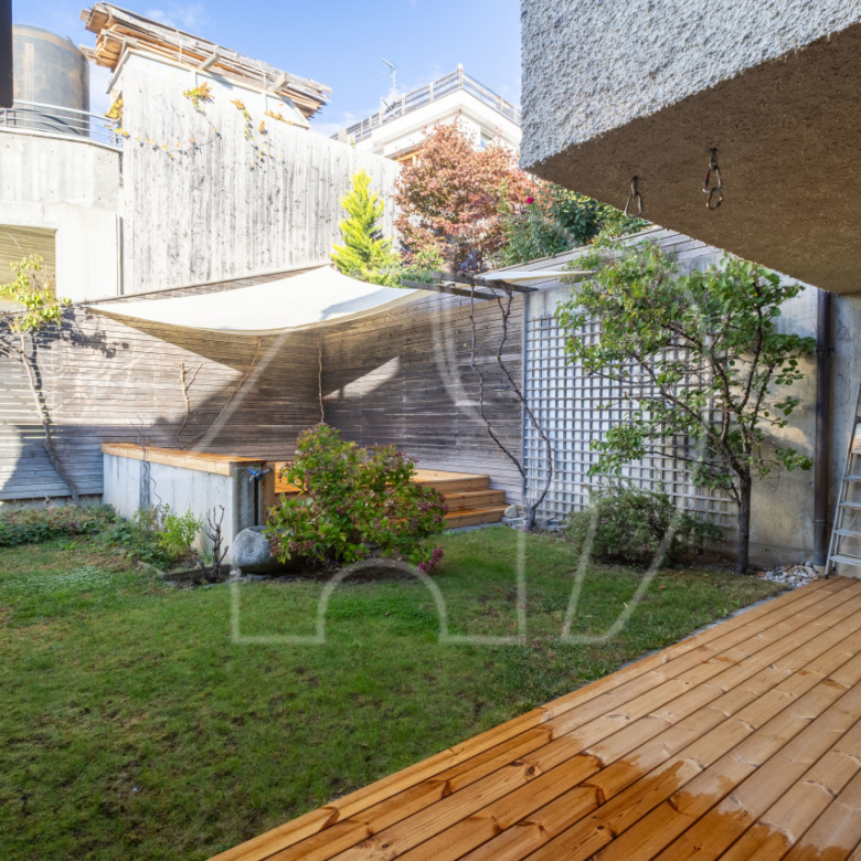 Spaziosa casa a schiera con giardino, due terrazze e ampi spazi per tutta la famiglia